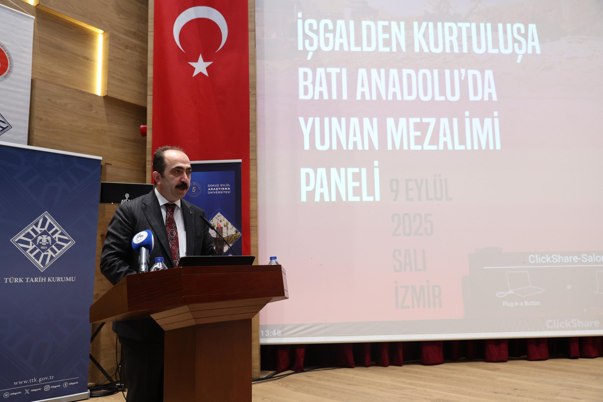 “İşgalden Kurtuluşa Batı Anadolu’da Yunan Mezalimi Paneli” Düzenledi
