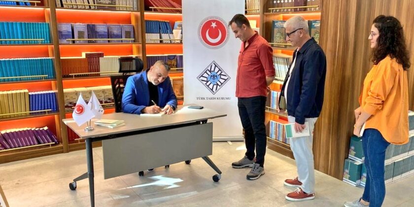 Yazar-Okur Buluşmaları’nın Konuğu Doç. Dr. Murat Özkan Oldu