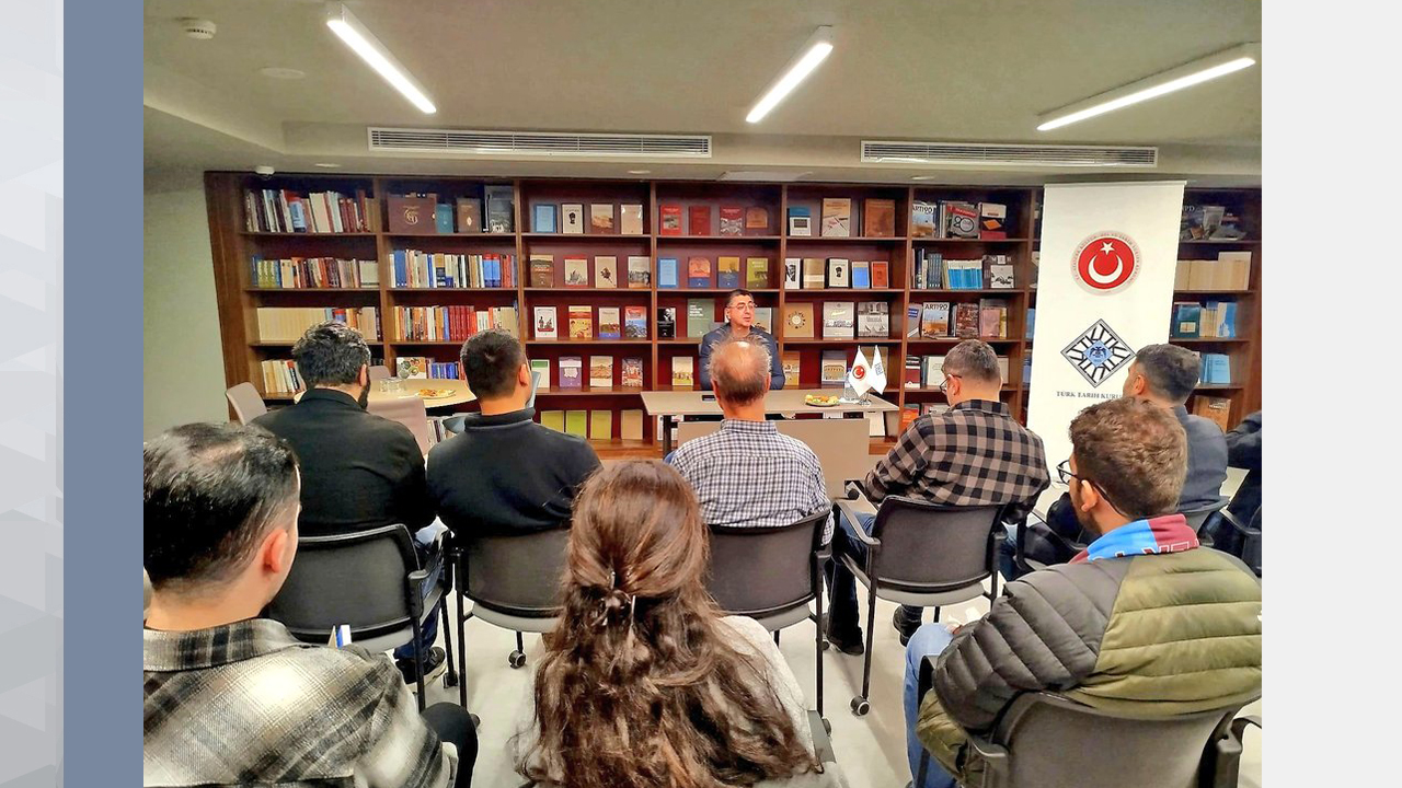 Yazar-Okur Buluşmaları’nın Konuğu Cihan Piyadeoğlu Oldu