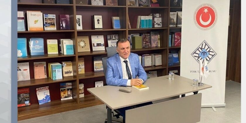 Prof. Dr. Hasan Babacan was the guest at the Author-Reader Meetings