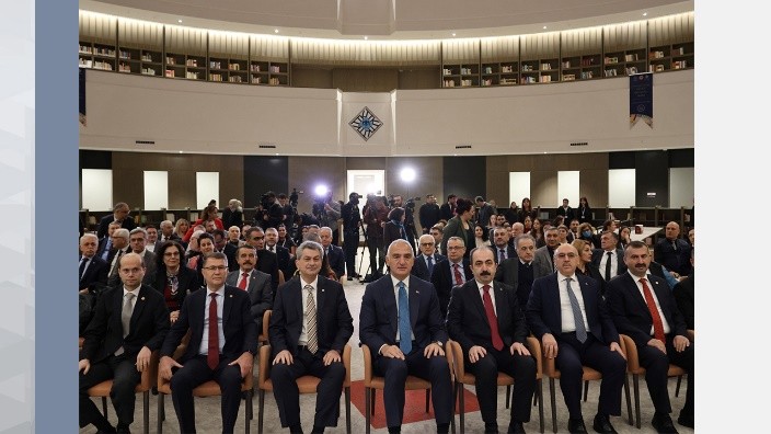 A launch event was held for the “General Reader Series”